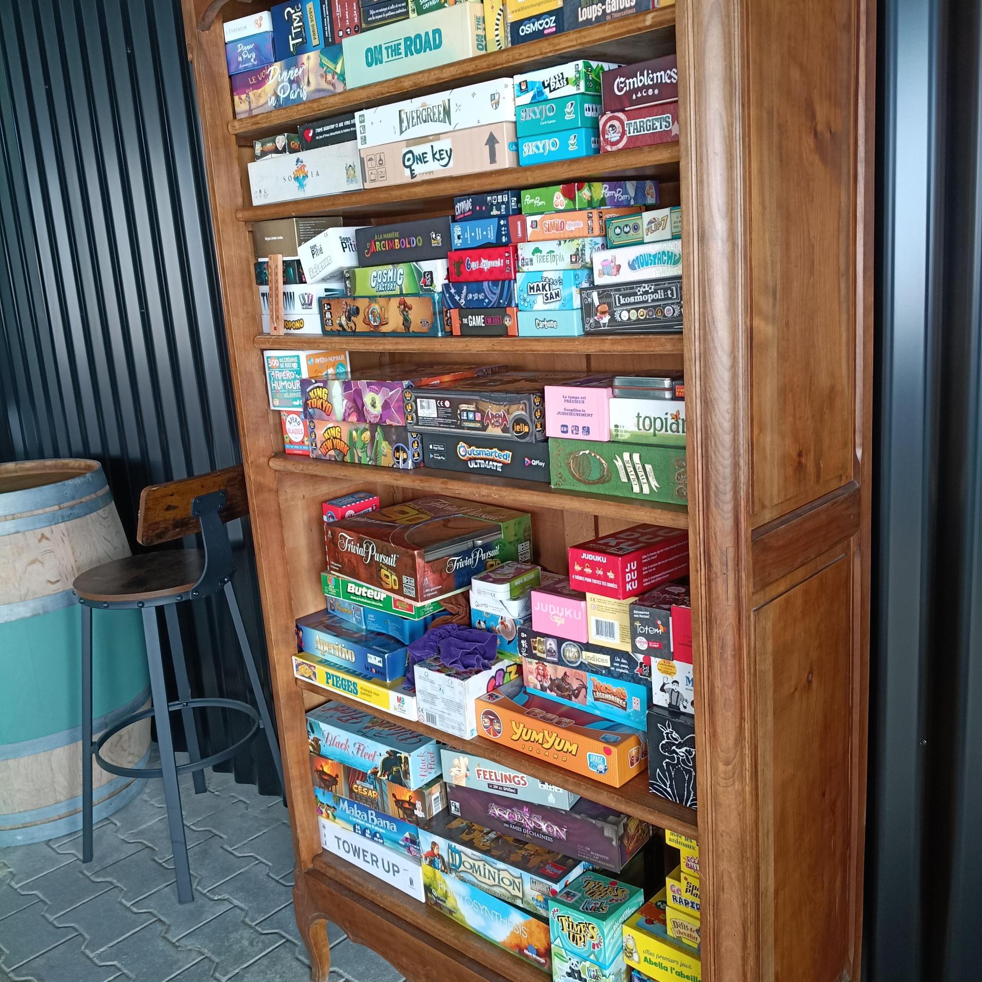 Armoire jeux